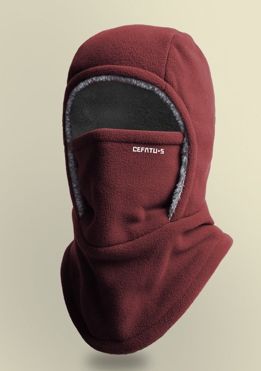 Sort elefanthue i fleece med ansigtsdel trukket ned