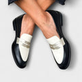 Zara | Klassiske Metallic-Finish Sorte Loafers